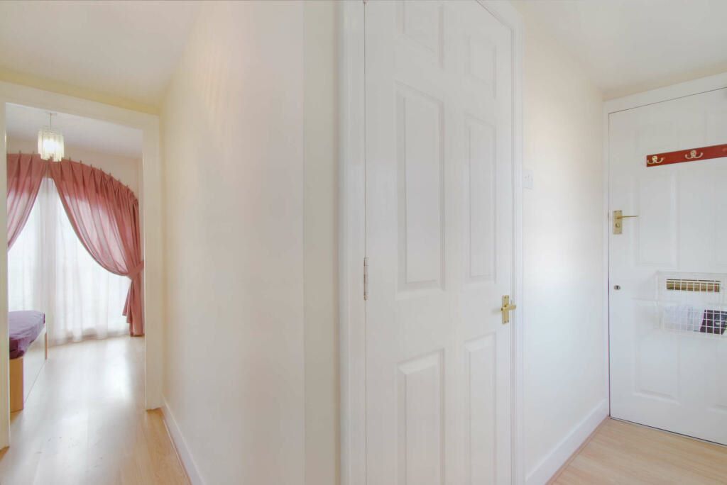 Melville Court, Croft Street, London, SE8 5DR - Online Properties