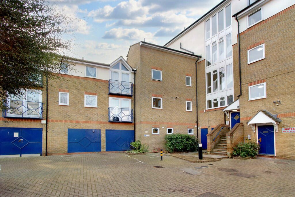 Melville Court, Croft Street, London, SE8 5DR - Online Properties