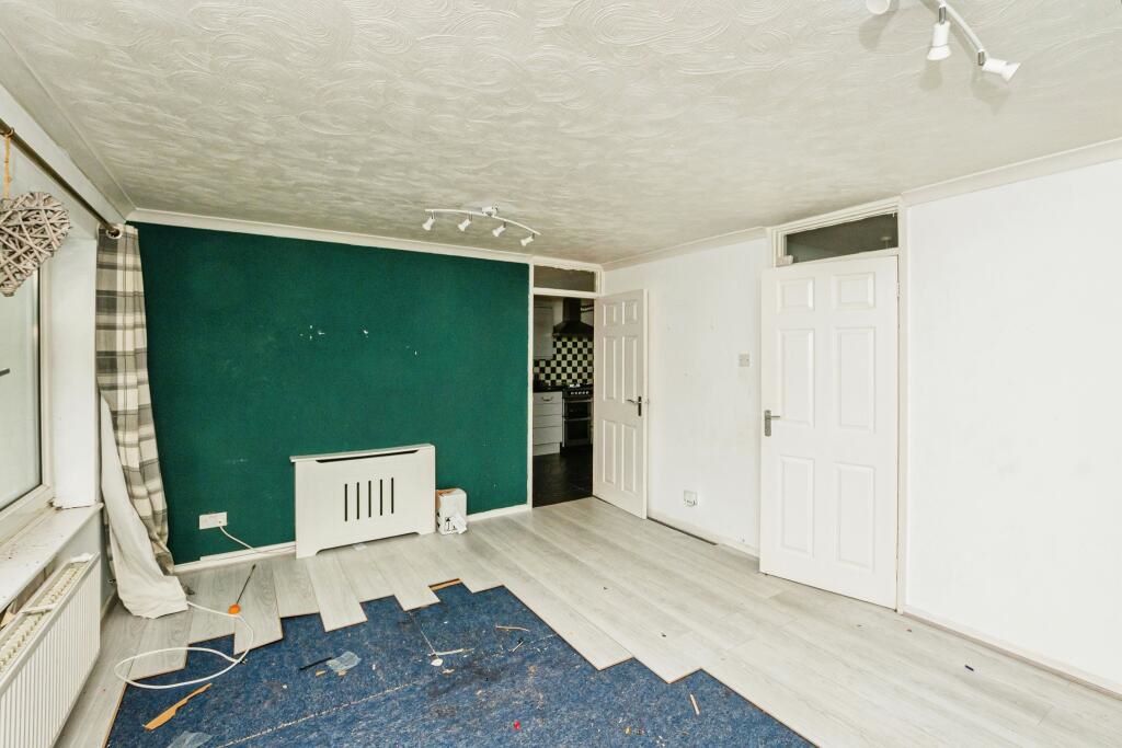 14 Dorking Walk, Corby, Northamptonshire, NN18 9JN