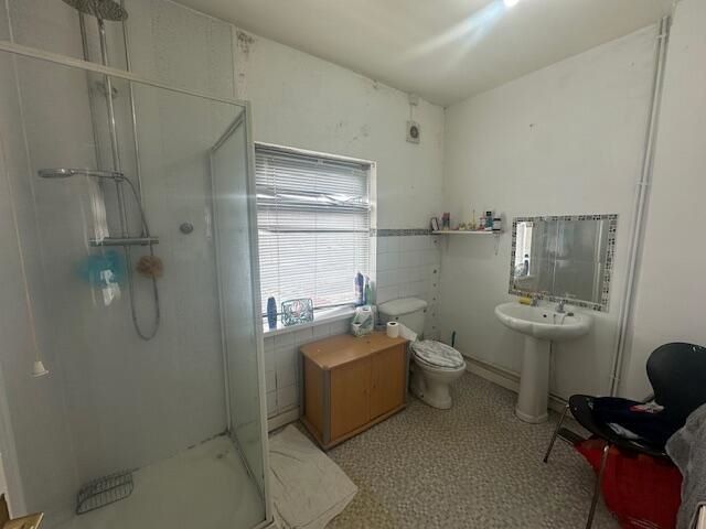 Aberbargoed, Bargoed, Mid Glamorgan, CF81 9BW - Online Properties