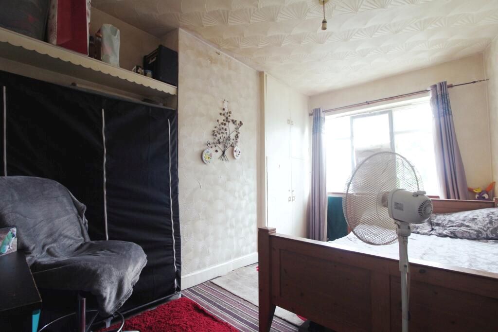 Moorshutt Road, Moorshutt Road, West Yorkshire, WF9 4PA - Online Properties