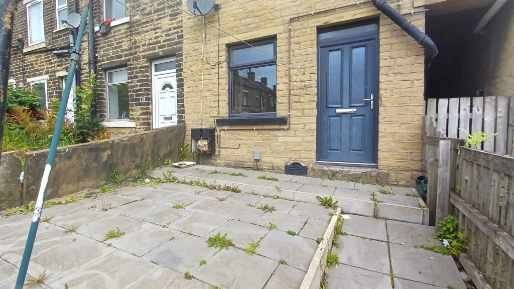 Bradford, West Yorkshire, BD2 3LS - Online Properties