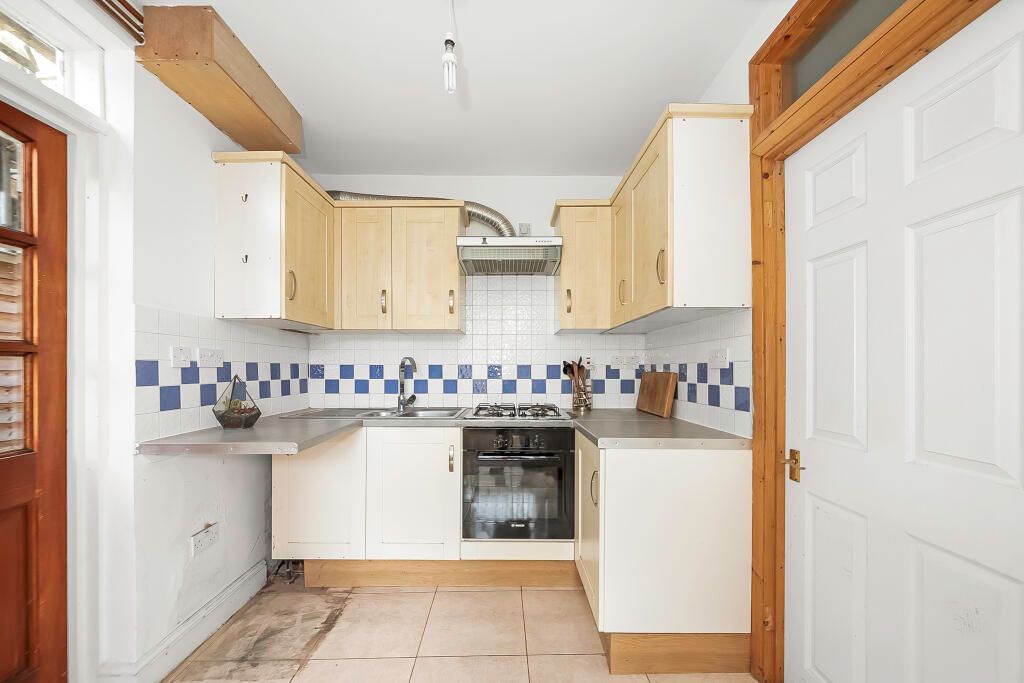 64 St. Asaph Road, London, SE4 2EL