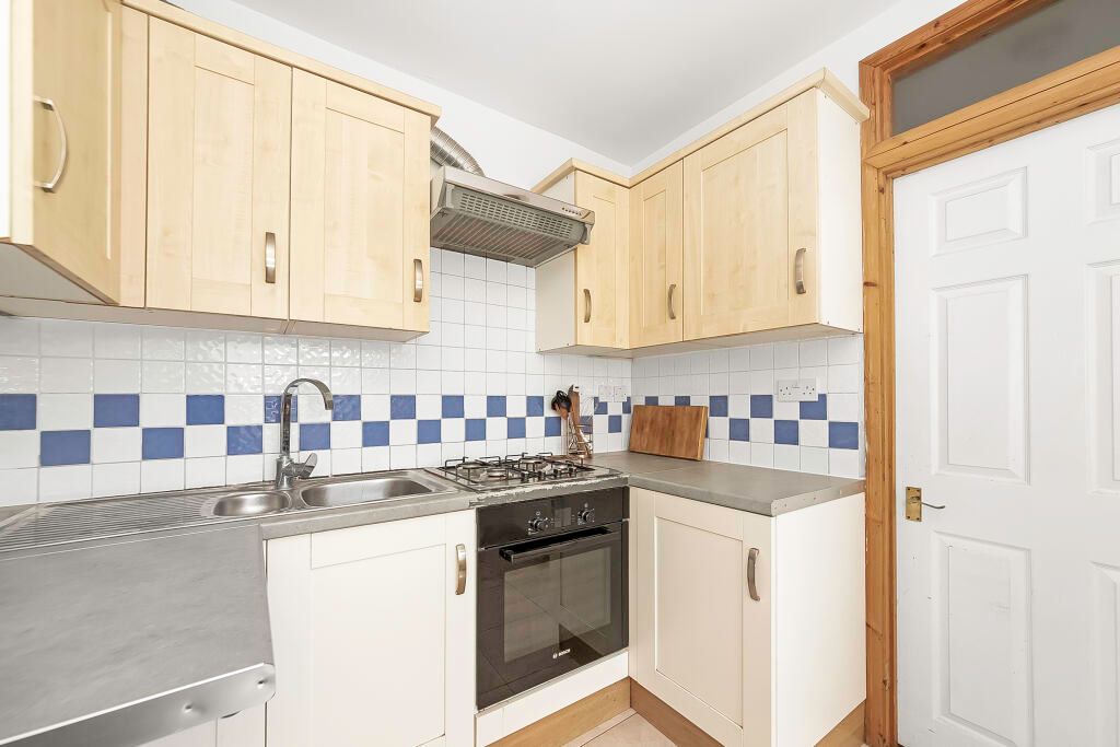 64 St. Asaph Road, London, SE4 2EL