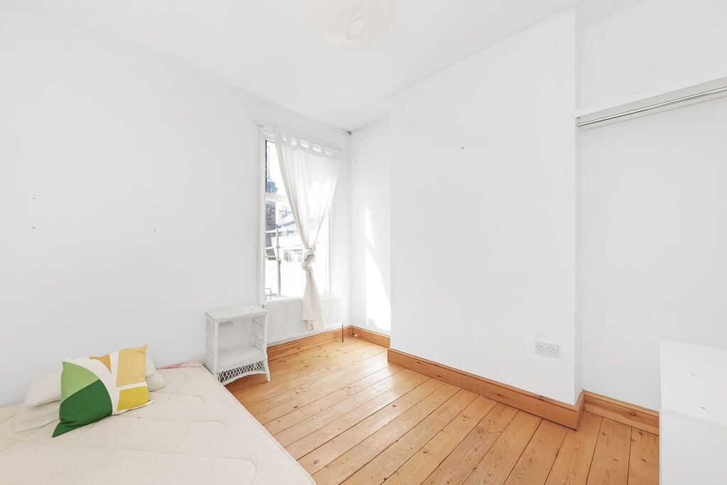 64 St. Asaph Road, London, SE4 2EL
