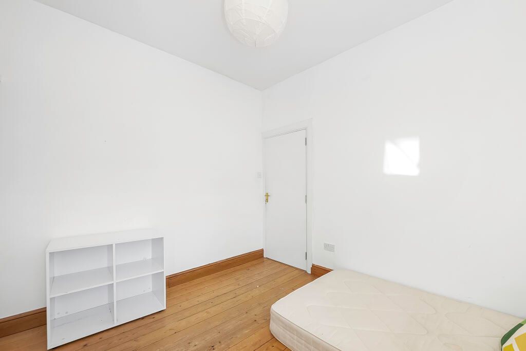 64 St. Asaph Road, London, SE4 2EL
