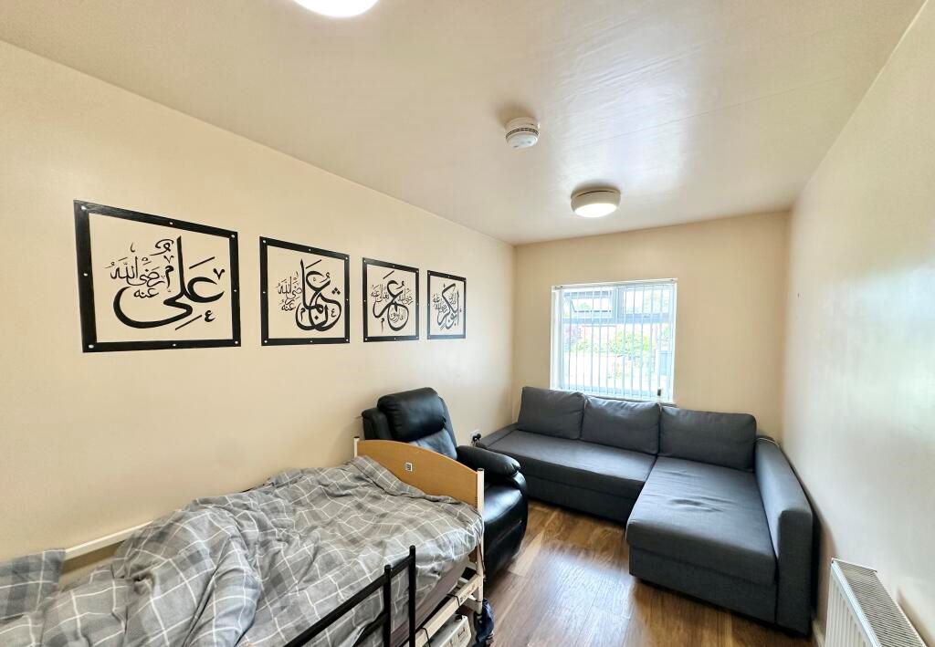 88 Handsworth Road, Sheffield, South Yorkshire, S9 4AD