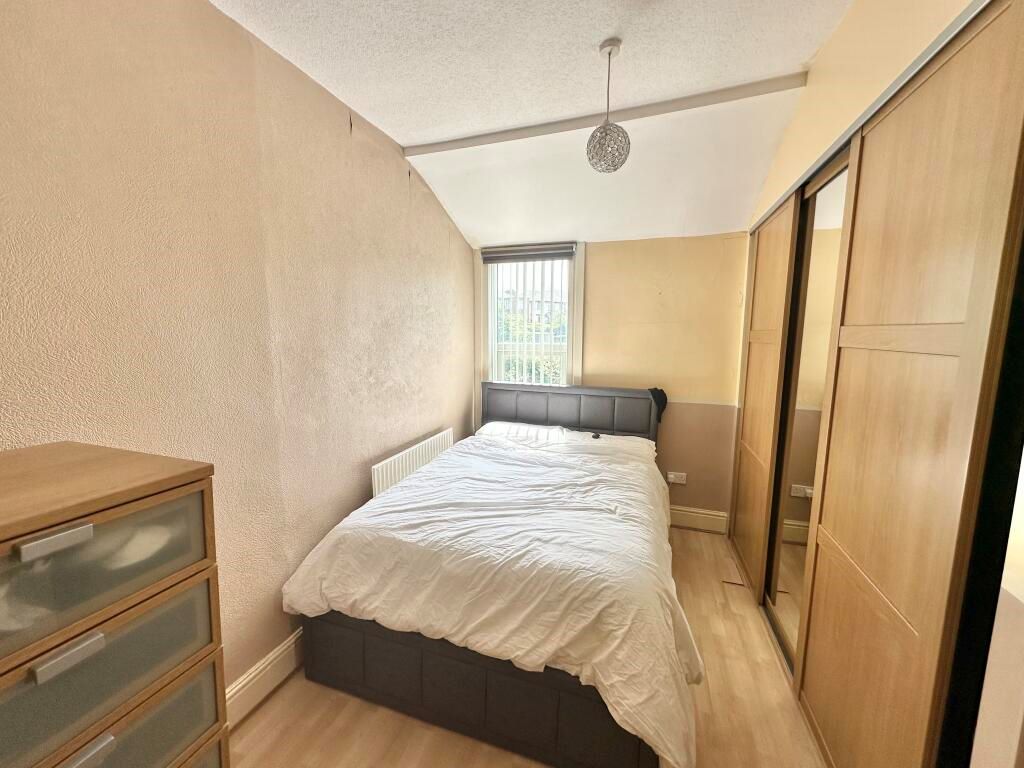 88 Handsworth Road, Sheffield, South Yorkshire, S9 4AD