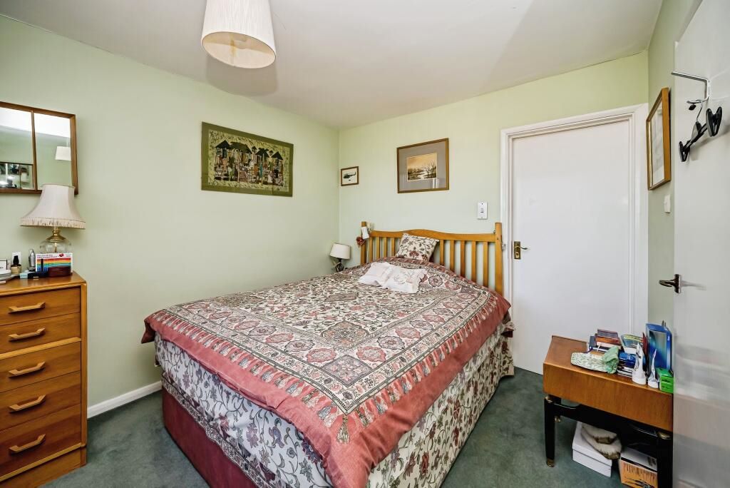 High Wycombe, Buckinghamshire, HP13 5QE - Online Properties