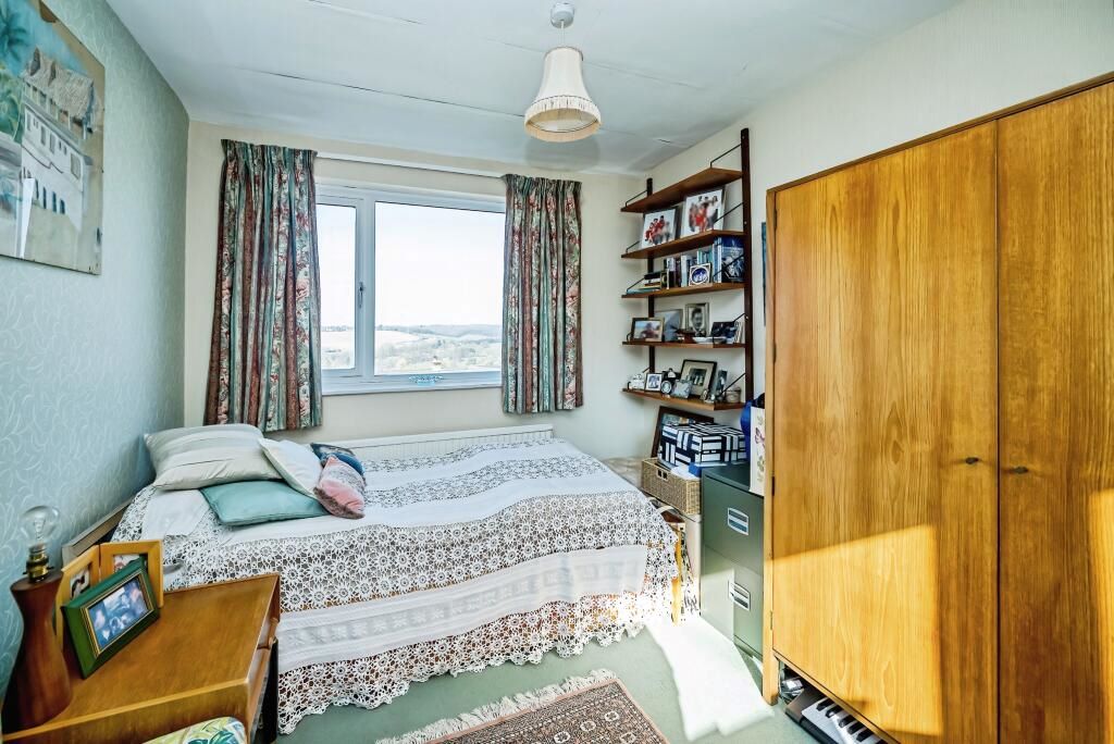 High Wycombe, Buckinghamshire, HP13 5QE - Online Properties