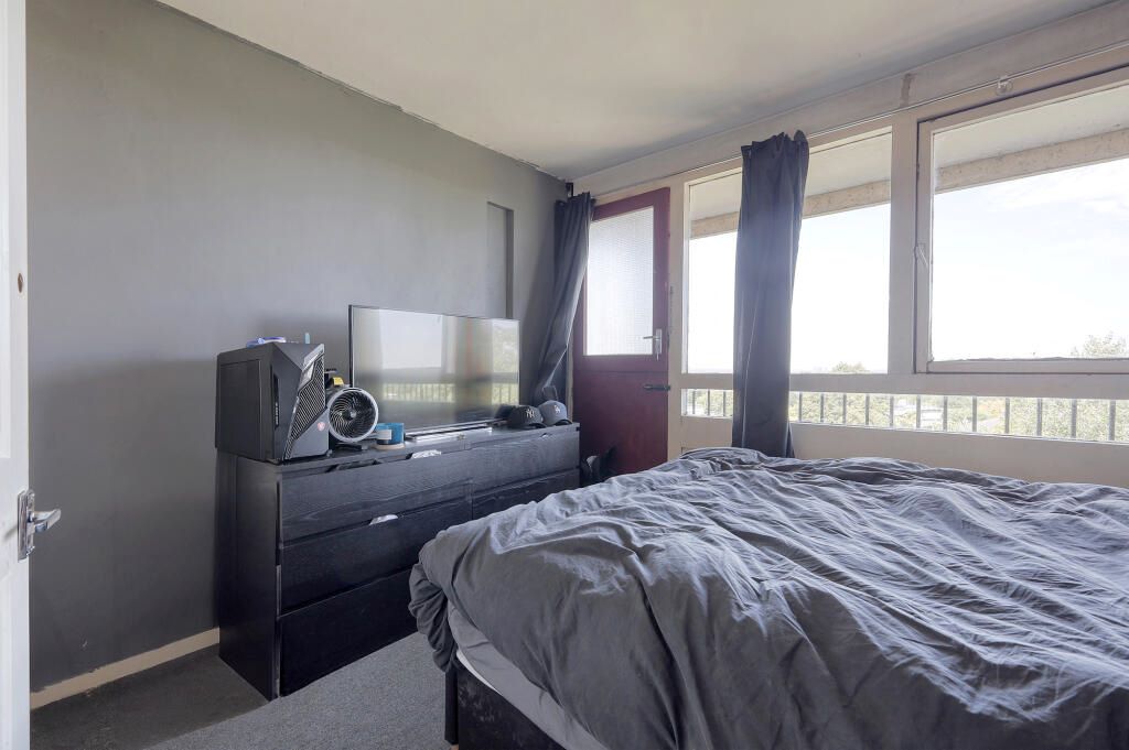 Flat 49 Dunbridge House, Highcliffe Drive, London, SW15 4QD