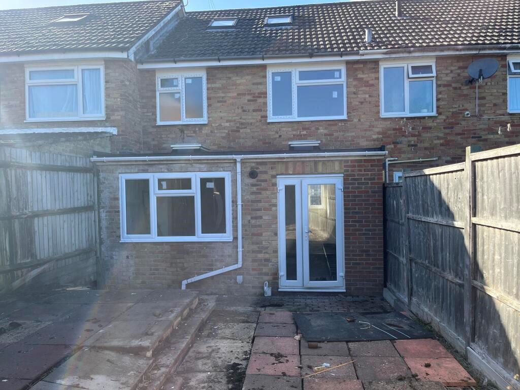 Southampton, Hampshire, SO18 1NU - Online Properties