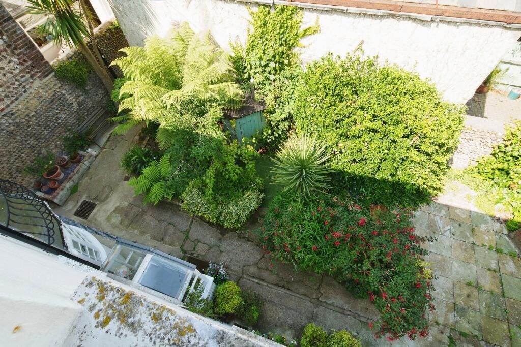 4 Ivy Place, Hove, East Sussex, BN3 1AP