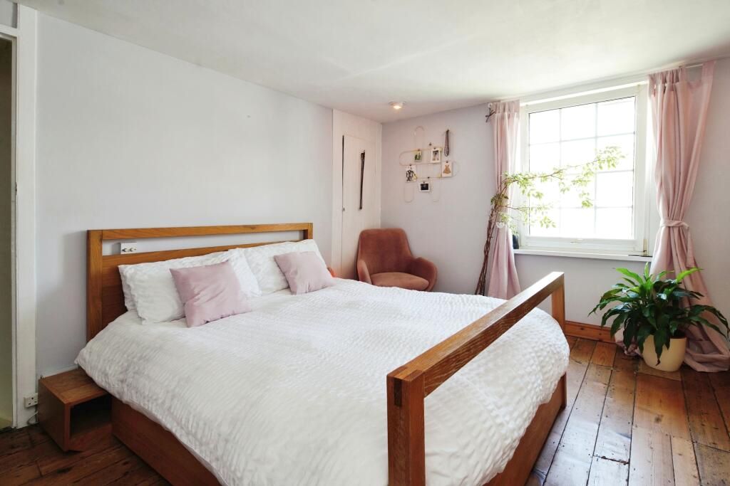 4 Ivy Place, Hove, East Sussex, BN3 1AP