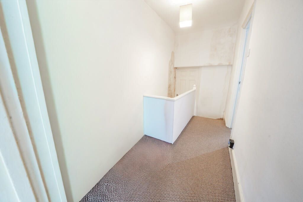 18 Charles Street, Neath, West Glamorgan, SA11 1NF