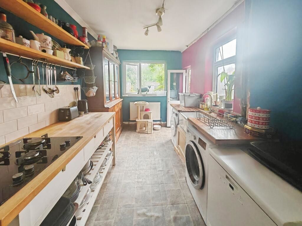 84 Queen Street, Crewe, Cheshire, CW1 4AW