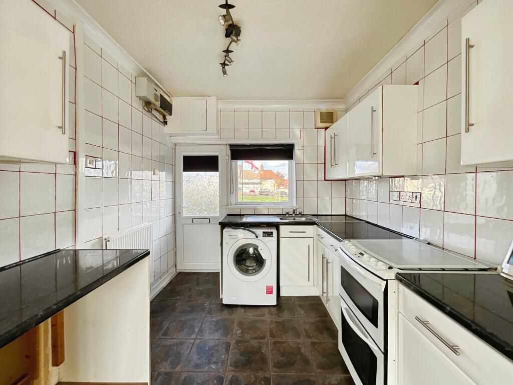 96 The Crescent Woodlands, Doncaster, South Yorkshire, DN6 7NX