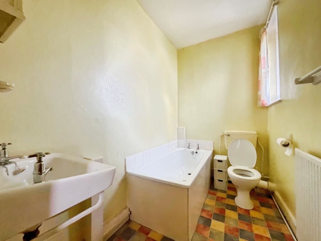 96 The Crescent Woodlands, Doncaster, South Yorkshire, DN6 7NX