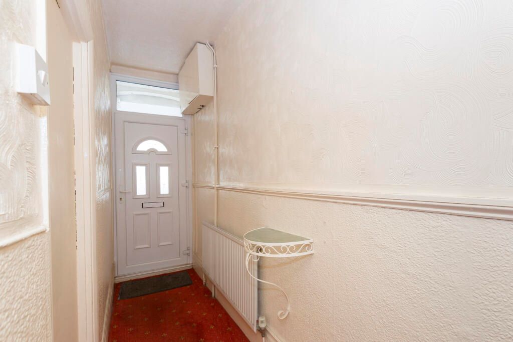 37 Caistor Park Road, London, E15 3PT