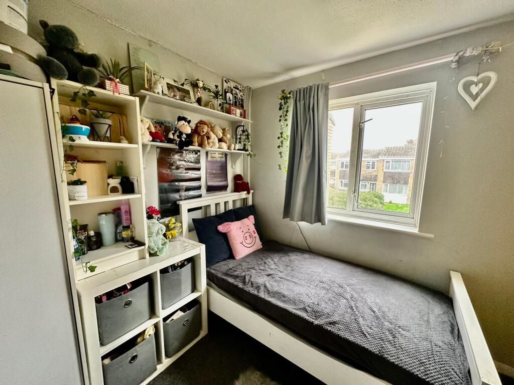 Hayling Island, Hampshire, PO11 9DY - Online Properties