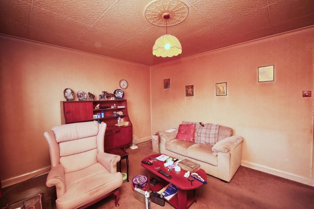 82 Sillins Avenue, Redditch, Worcestershire, B98 8JU