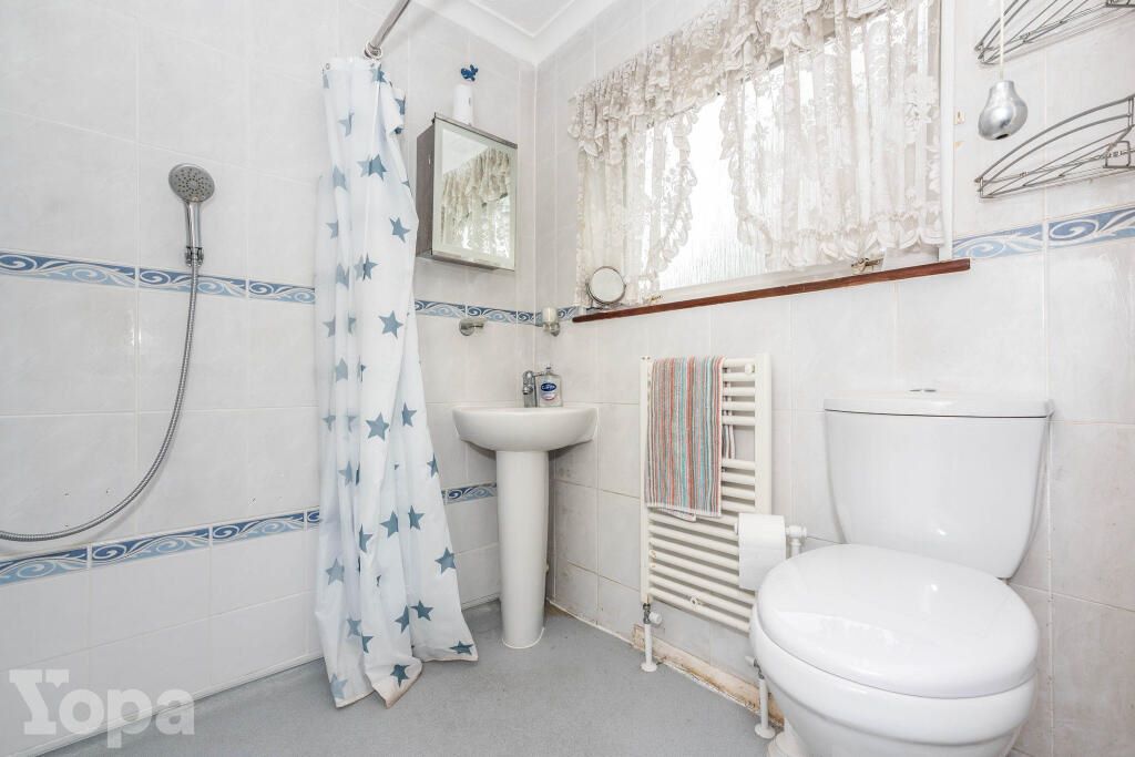 24 Ethelbert Road, Dartford, Kent, DA2 7SJ