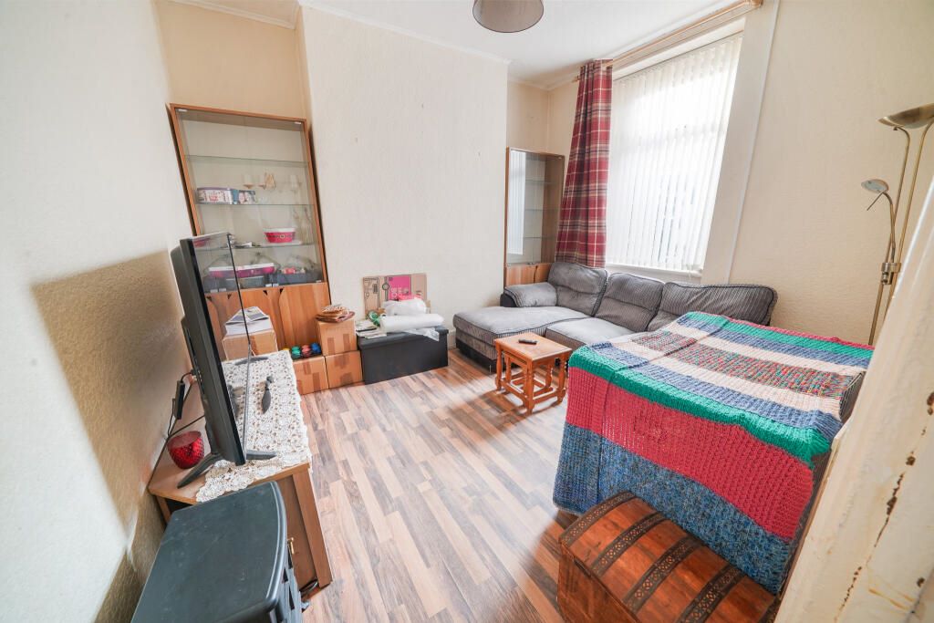 122a St. Teilo Street Pontarddulais, Swansea, West Glamorgan, SA4 8RE