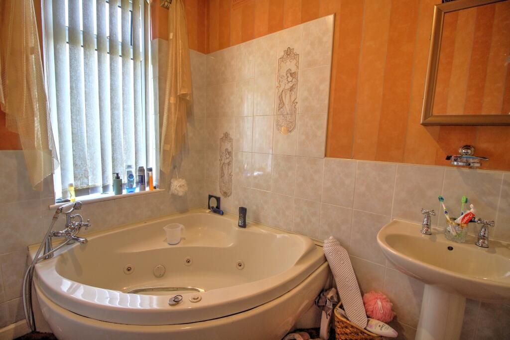 32 Druridge Drive, Newcastle upon Tyne, Tyne and Wear, NE5 3LD