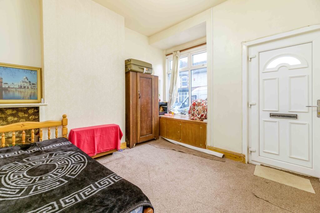 15 Grasmere Road, Birmingham, West Midlands, B21 0UP