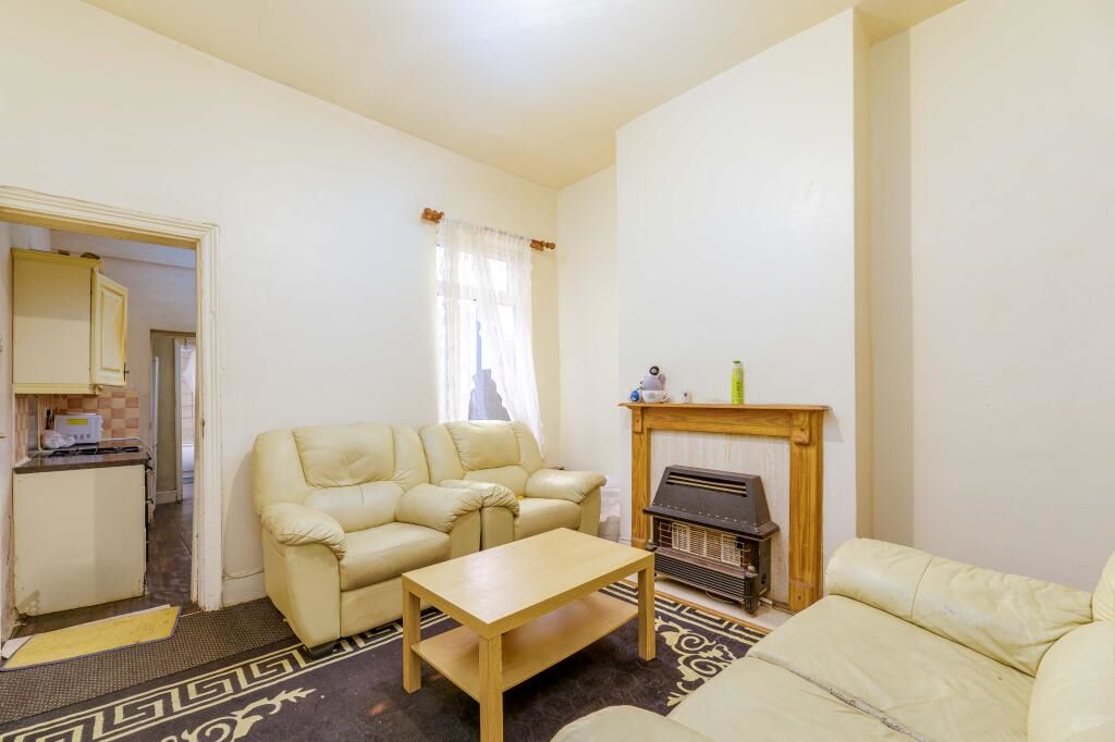 15 Grasmere Road, Birmingham, West Midlands, B21 0UP