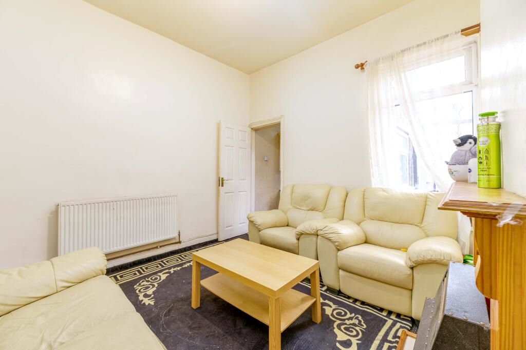 15 Grasmere Road, Birmingham, West Midlands, B21 0UP