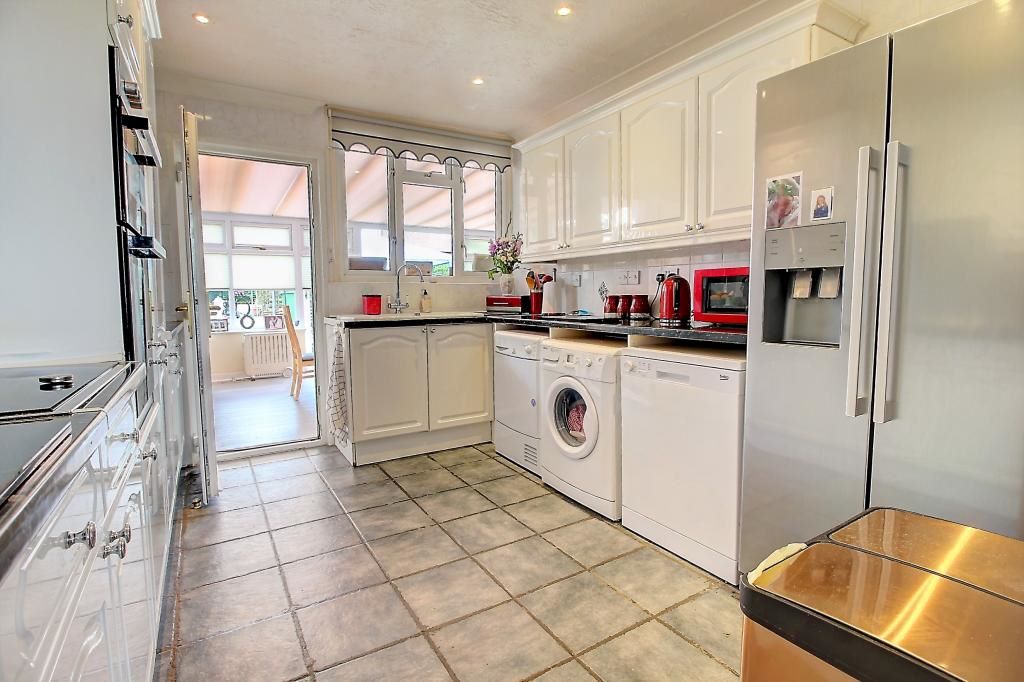 BASINGSTOKE, Hampshire, RG22 6PS - Online Properties