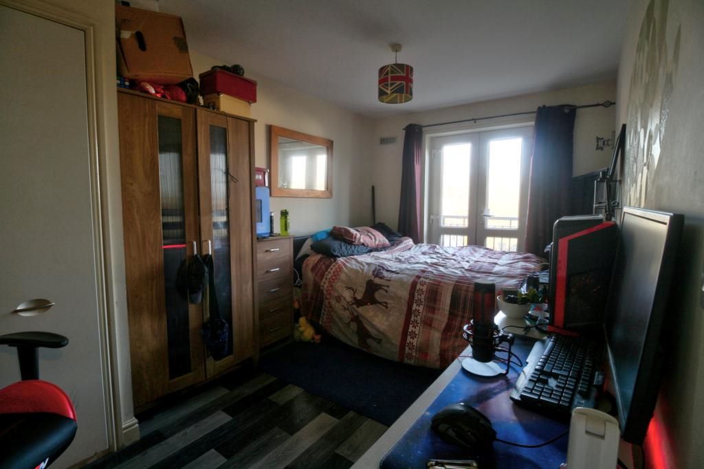 Breach House, Cannons Wharf, TONBRIDGE, Kent, TN9 1FD - Online Properties