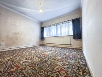 20 Long Oaks Court, Sketty, Swansea, West Glamorgan, SA2 0QH