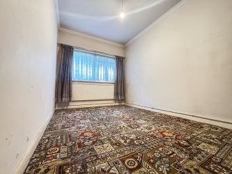 20 Long Oaks Court, Sketty, Swansea, West Glamorgan, SA2 0QH