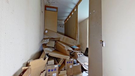 17 Nott Square, Carmarthen, SA31 1PQ