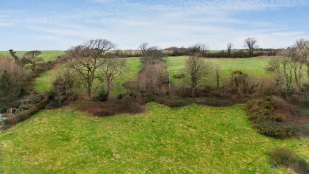 Ysgubor Y Wennol, High Street, Llansteffan, Caerfyrddin, Sir Gar, SA33 5JG