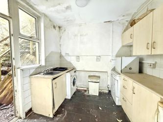 57 Dyfatty Street, Swansea, SA1 1QG