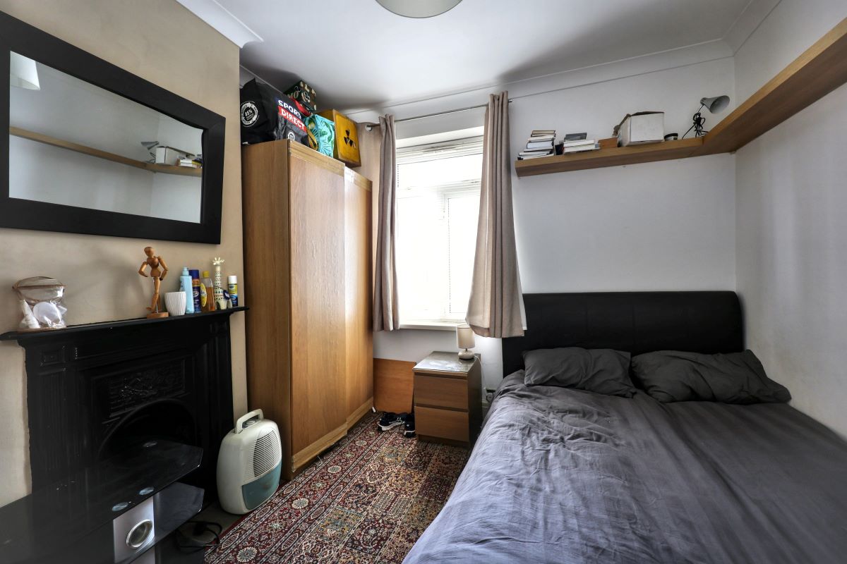 Image 20 of 38