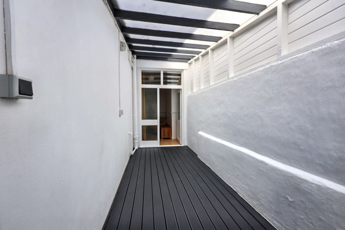 Image 10 of 38