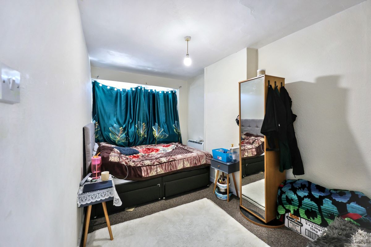 Image 8 of 17