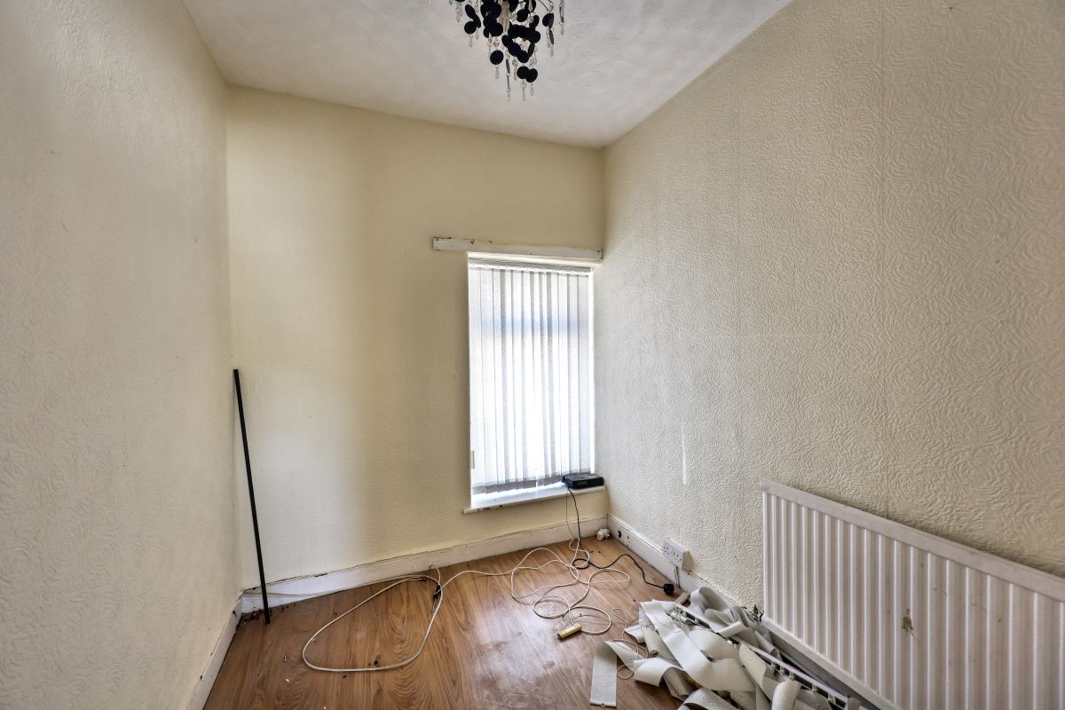 Image 10 of 15