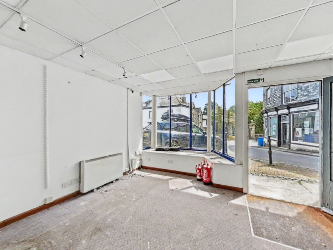 Image 6 of 6
