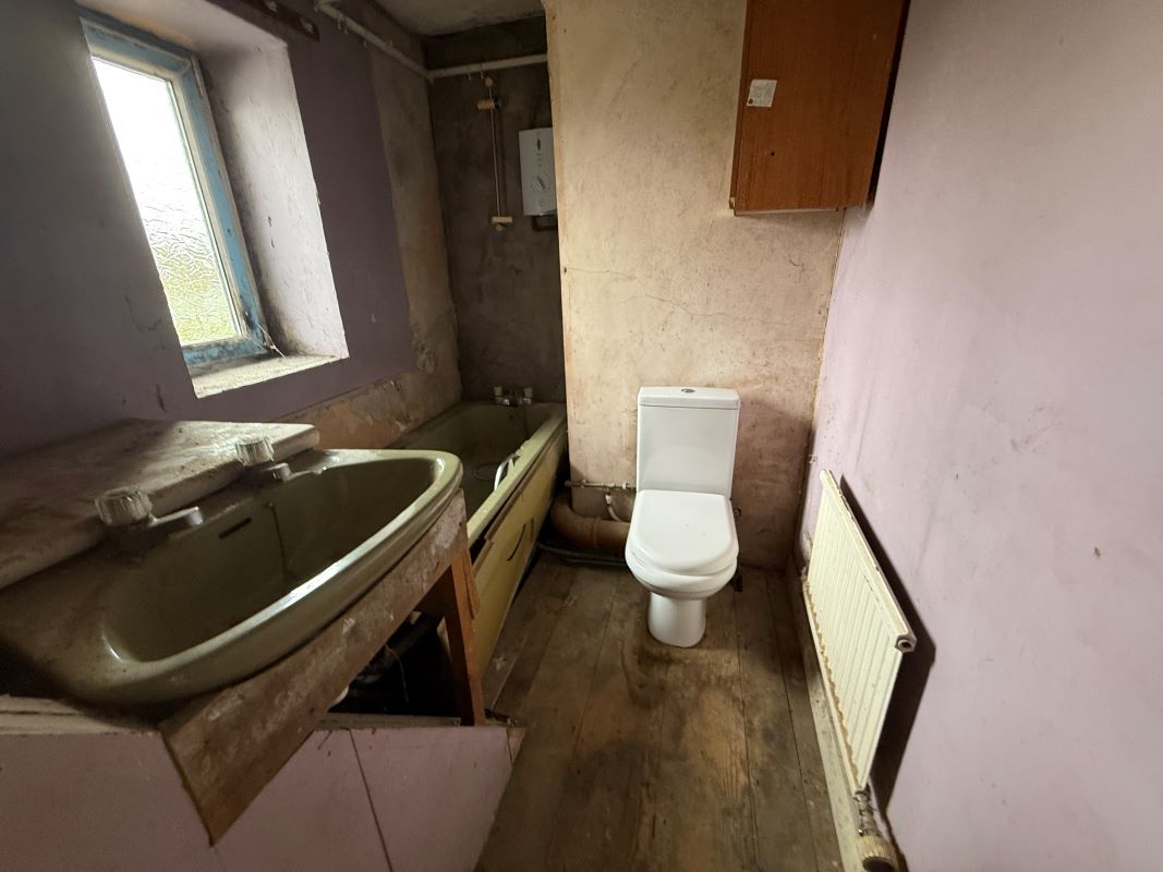 Image 11 of 26