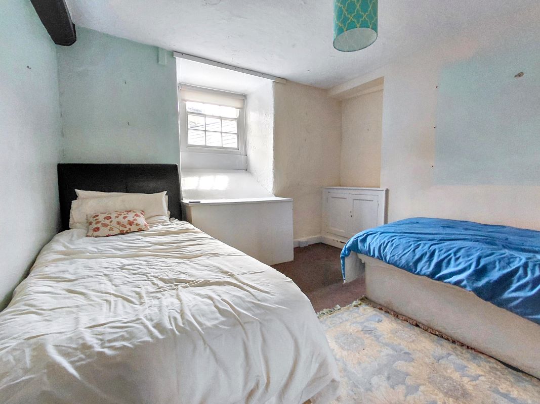 Star House Ty Seren Meyrick Street, Ty Seren, Dolgellau, Gwynedd, LL40 1LN