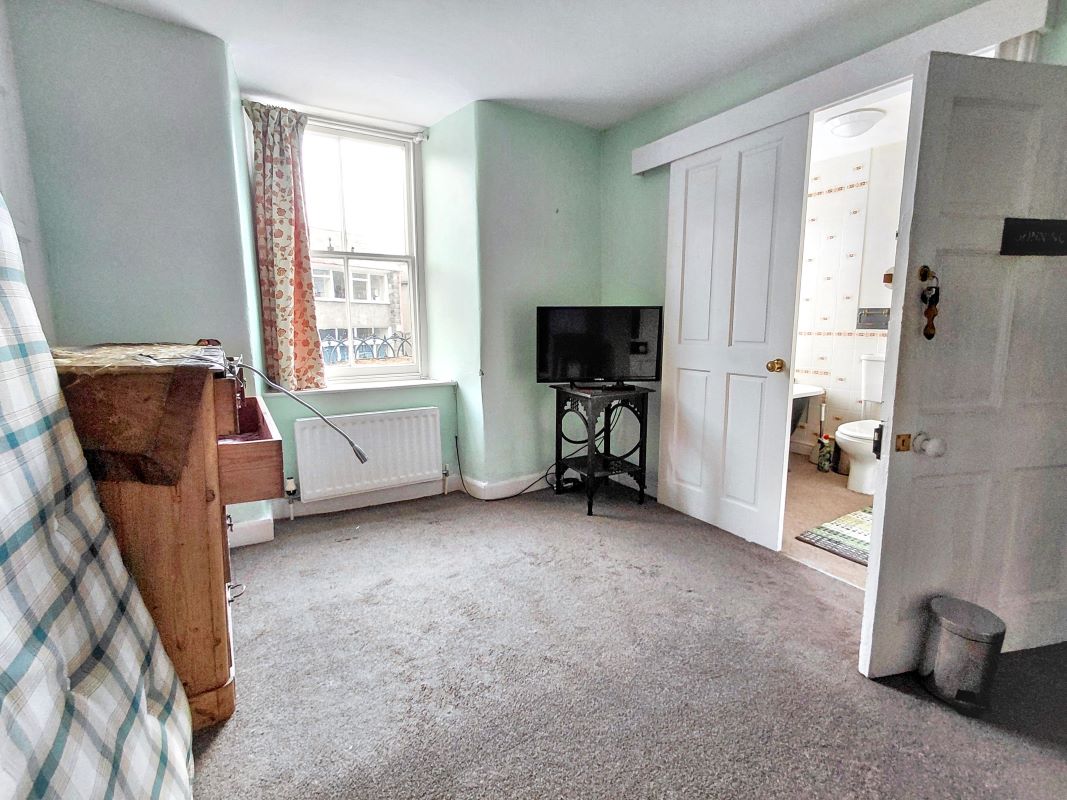 Star House Ty Seren Meyrick Street, Ty Seren, Dolgellau, Gwynedd, LL40 1LN