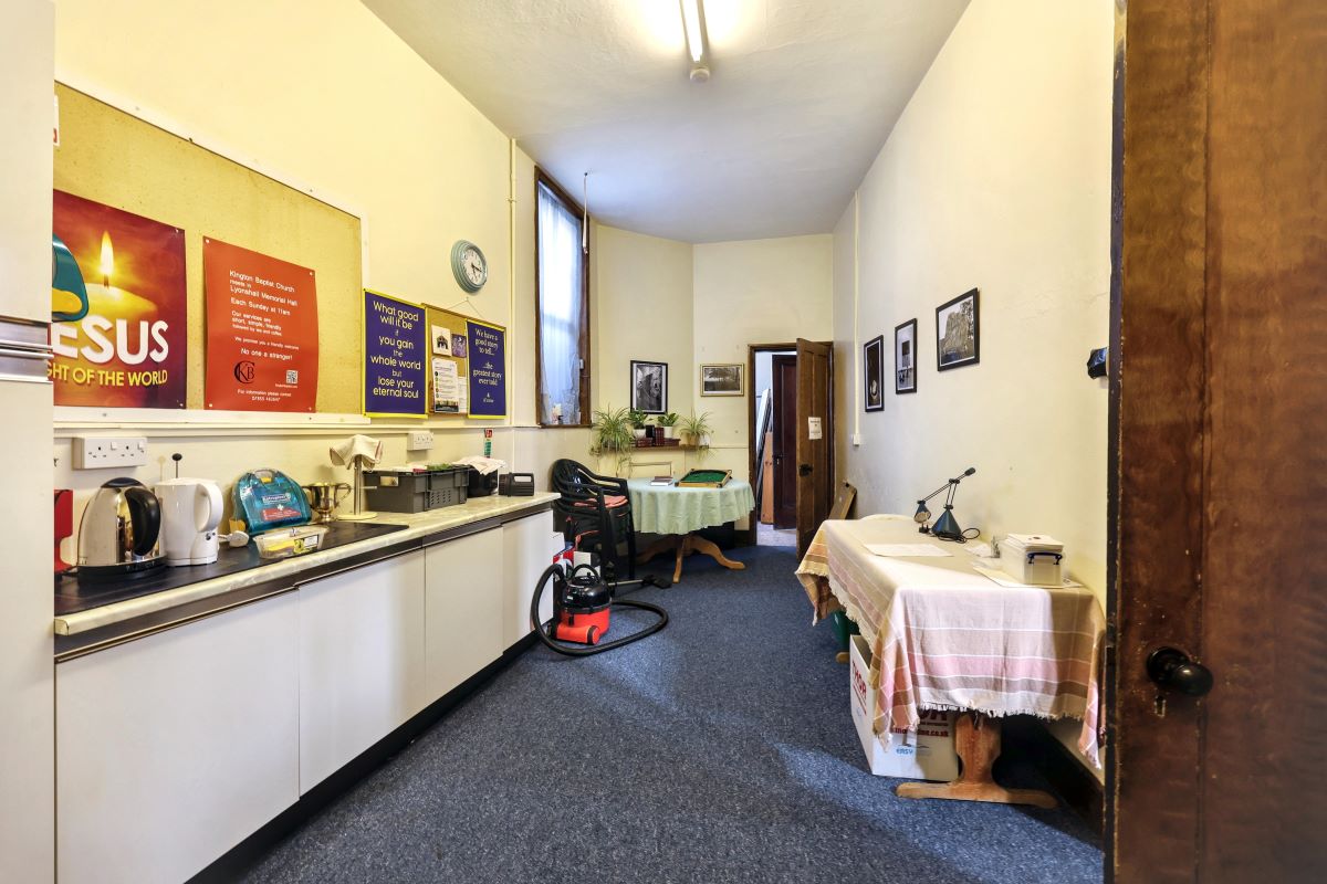 Photo 19