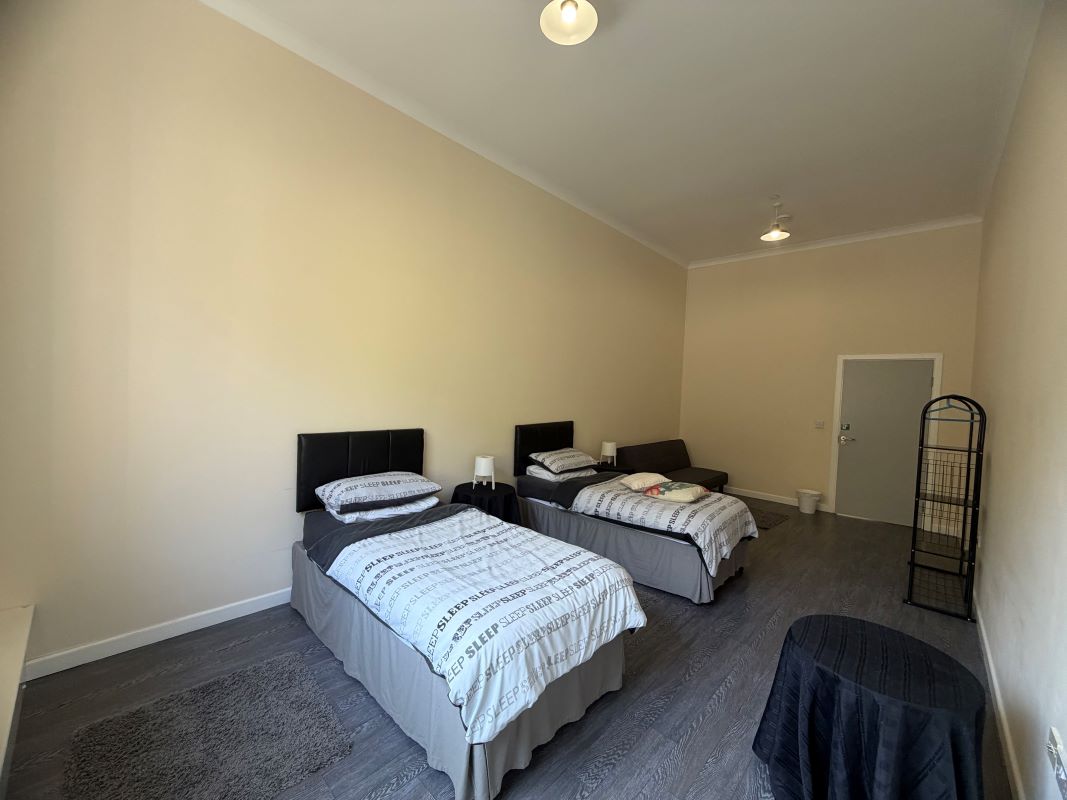 Image 4 of 15