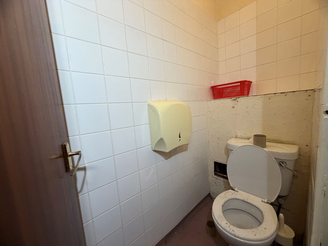 Image 15 of 17