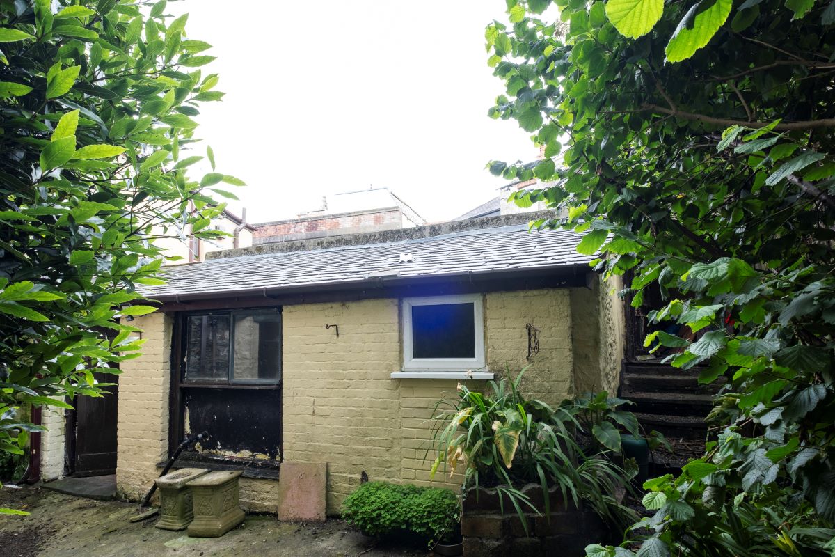 Image 6 of 26